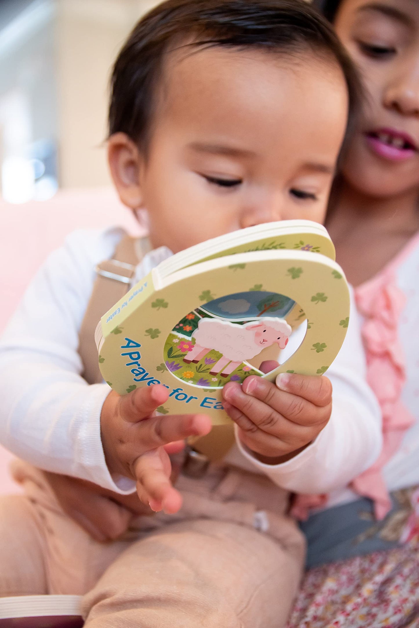 A Prayer for Easter (An Easter Egg-Shaped Board Book)